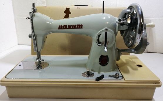 Novum Deluxe Mark 1